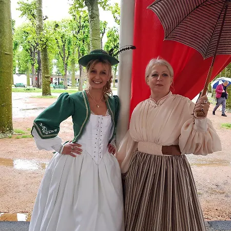 Hotel-logis La Coraline Hotel Gannat